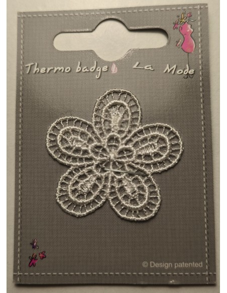 Parche Flor Bordada Cruda